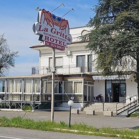 Hotel La Gritta Srl Castel San Giovanni  Zewnętrze zdjęcie