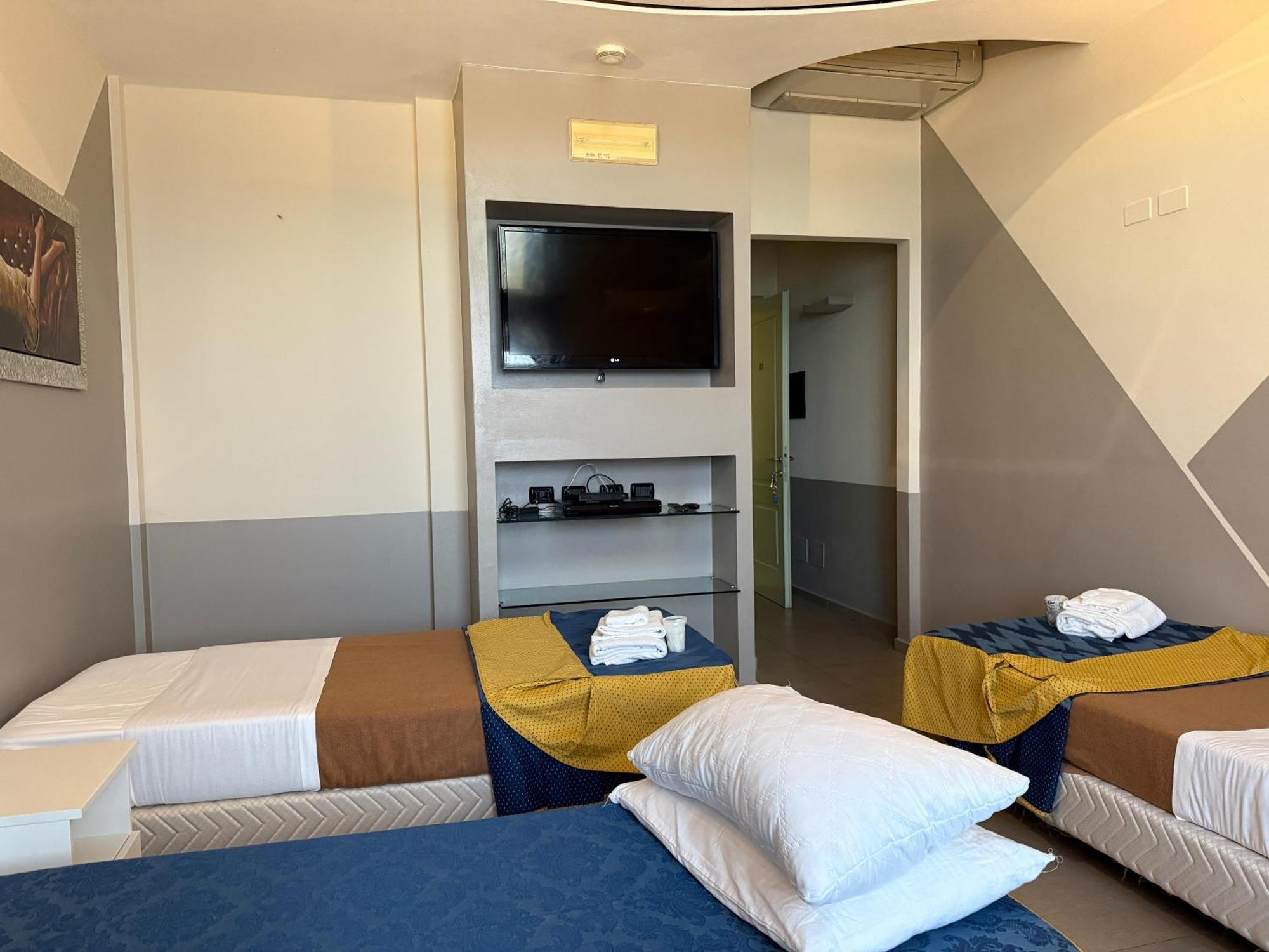 Hotel La Gritta Srl Castel San Giovanni  Zewnętrze zdjęcie
